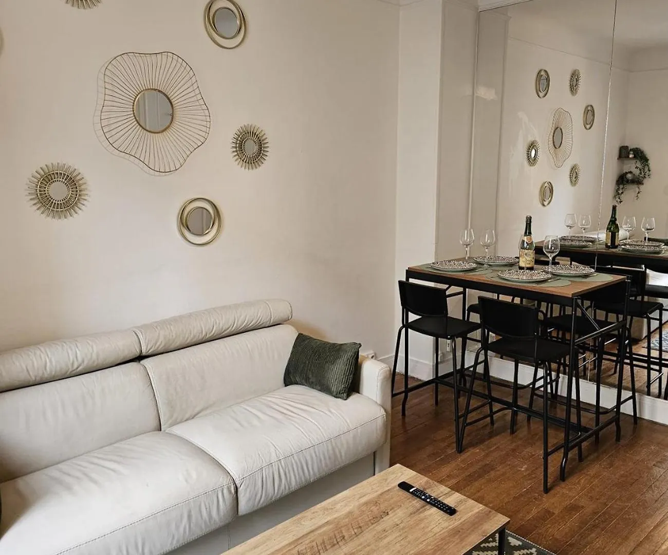 Beautiful 1 Bedroom Flat In Paris 17Th フランス